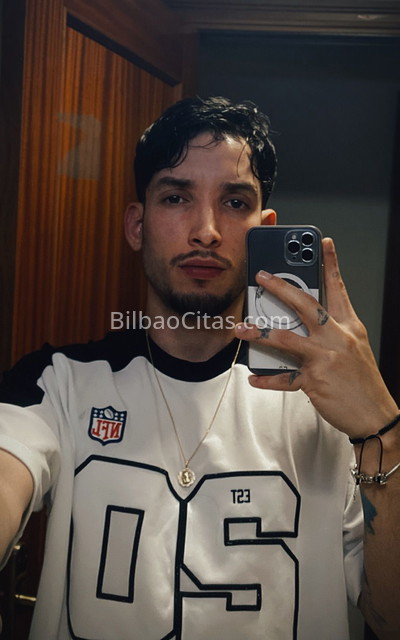 Lucas. 631770973. Citas en BILBAO, BILBAO. www.bilbaocitas.com.