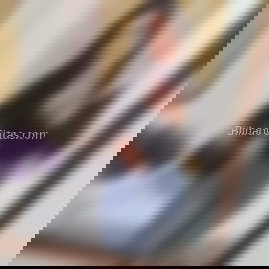 Danna, jovencita con cara de muñeca. 687155050. Citas en BILBAO, BILBAO. www.bilbaocitas.com.