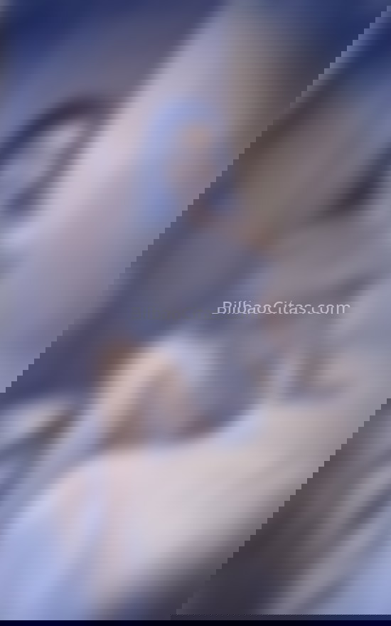 Luna, encantadora chica cubana. 611869518. Citas en BILBAO, BILBAO. www.bilbaocitas.com.