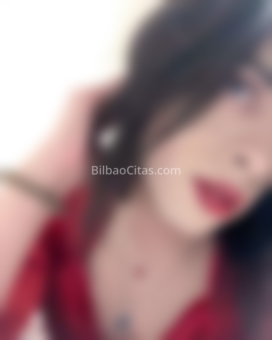 Maya, joven trans de paso por la ciudad. 641877881. Citas en BILBAO, BILBAO. www.bilbaocitas.com.