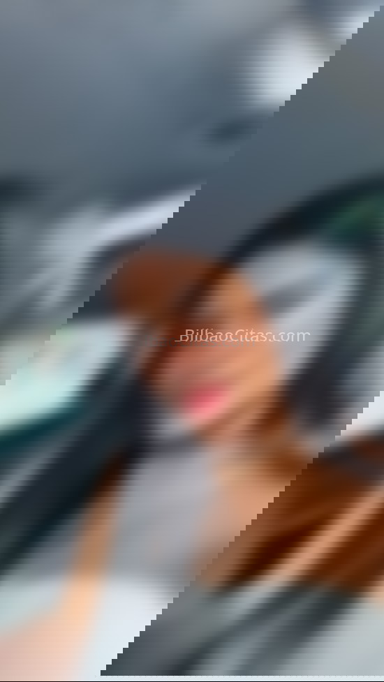 Sharon, jovencita divertida. 661583691. Citas en BILBAO, BILBAO. www.bilbaocitas.com.