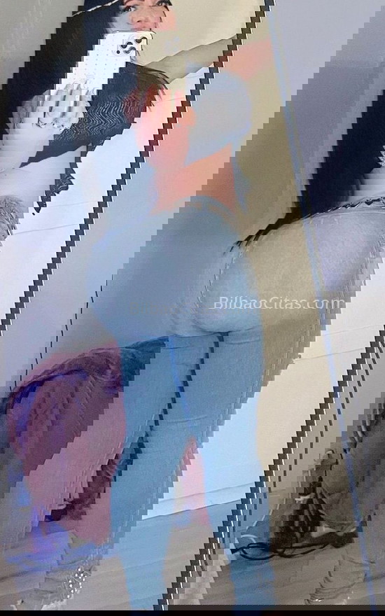 Erika. 663470124. Citas en BILBAO, BILBAO. www.bilbaocitas.com.