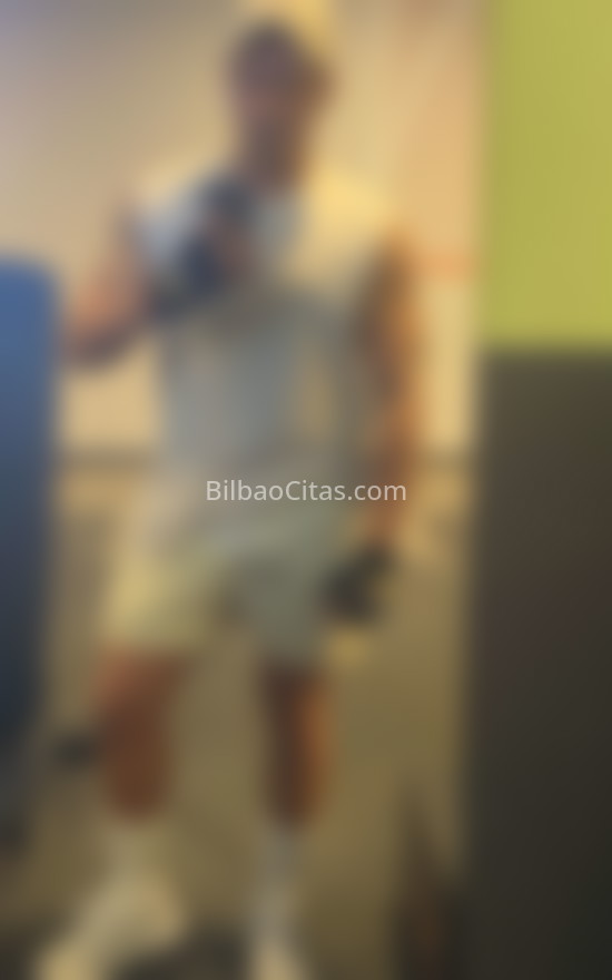 Henry, brasileño moreno. 670383468. Citas en BILBAO, BILBAO. www.bilbaocitas.com.