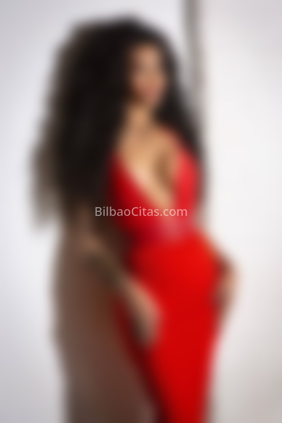 Maina, brasileña. 654438626. Citas en BILBAO, BILBAO. www.bilbaocitas.com.