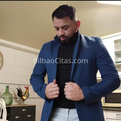 Malik, hombre Indio. 603672396. Citas en BILBAO, BILBAO. www.bilbaocitas.com.