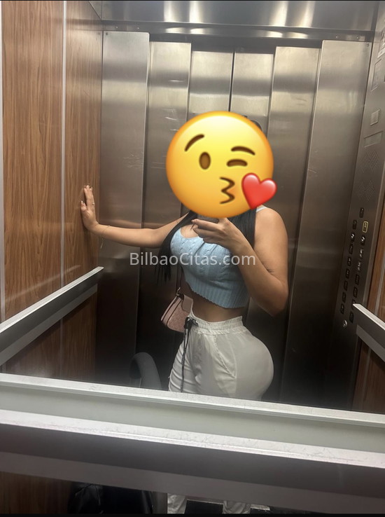 Jennifer, hermosa latina con buen físico. 641445869. Citas en BILBAO, BILBAO. www.bilbaocitas.com.