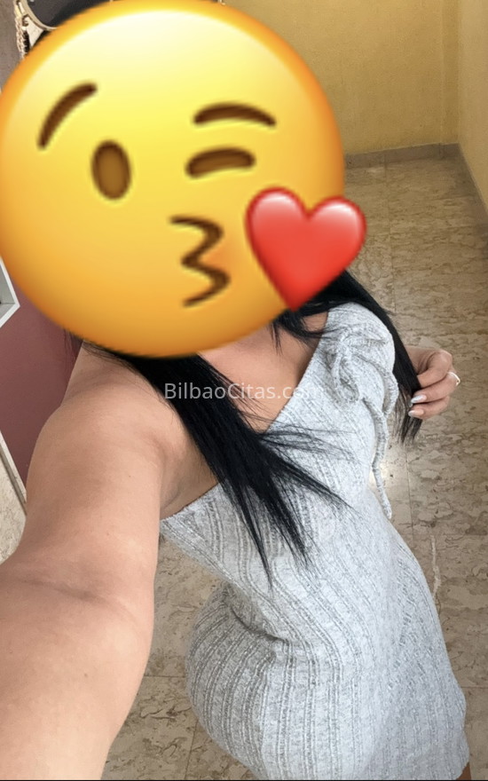 Jennifer, hermosa latina con buen físico. 641445869. Citas en BILBAO, BILBAO. www.bilbaocitas.com.