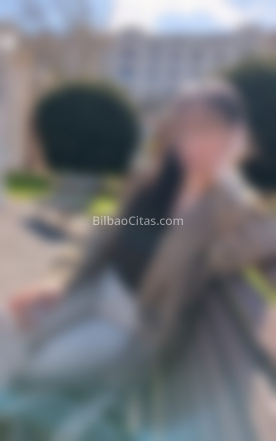 Lucia, bonita jovencita. 613989338. Citas en BILBAO, BILBAO. www.bilbaocitas.com.