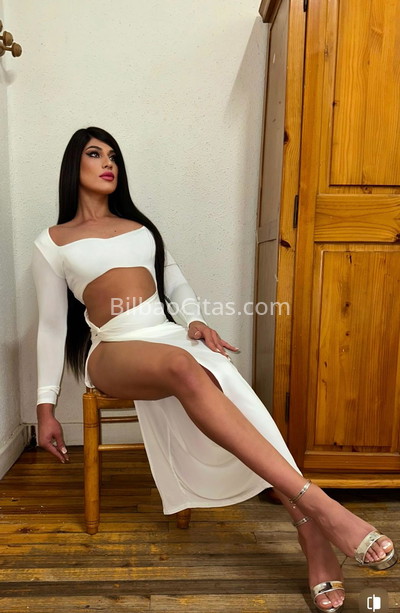 Ximena, travesti 25 años. 613827032. Citas en BILBAO, BILBAO. www.bilbaocitas.com.