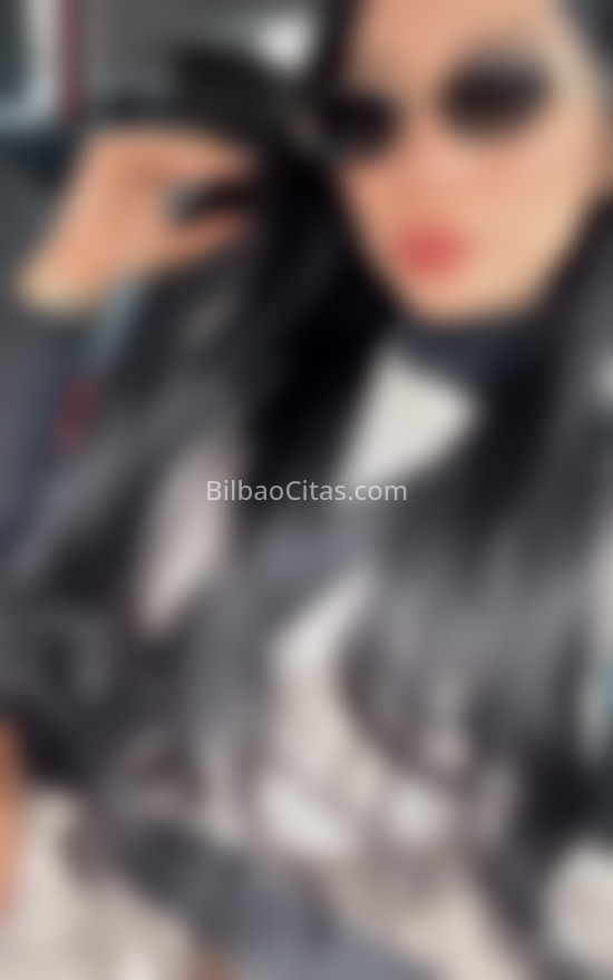 Victoria, joven latina por la ciudad. 613288665. Citas en BILBAO, BILBAO. www.bilbaocitas.com.