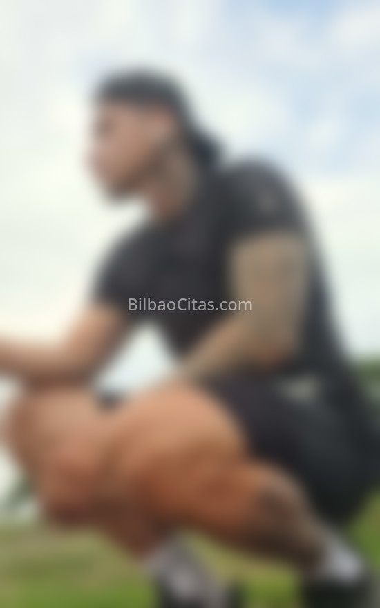 Chico colombiano. 663572995. Citas en BILBAO, BILBAO. www.bilbaocitas.com.