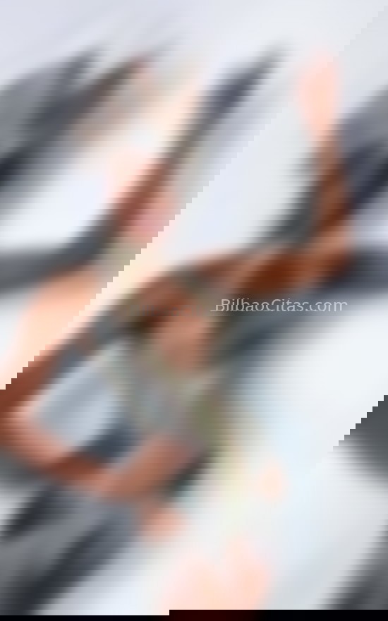 Isabella de Oliveira. 603195641. Citas en BILBAO, BILBAO. www.bilbaocitas.com.