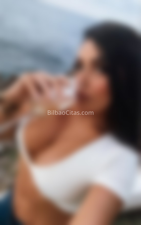 Ariadna, morena aventurera. 613968258. Citas en BILBAO, BILBAO. www.bilbaocitas.com.