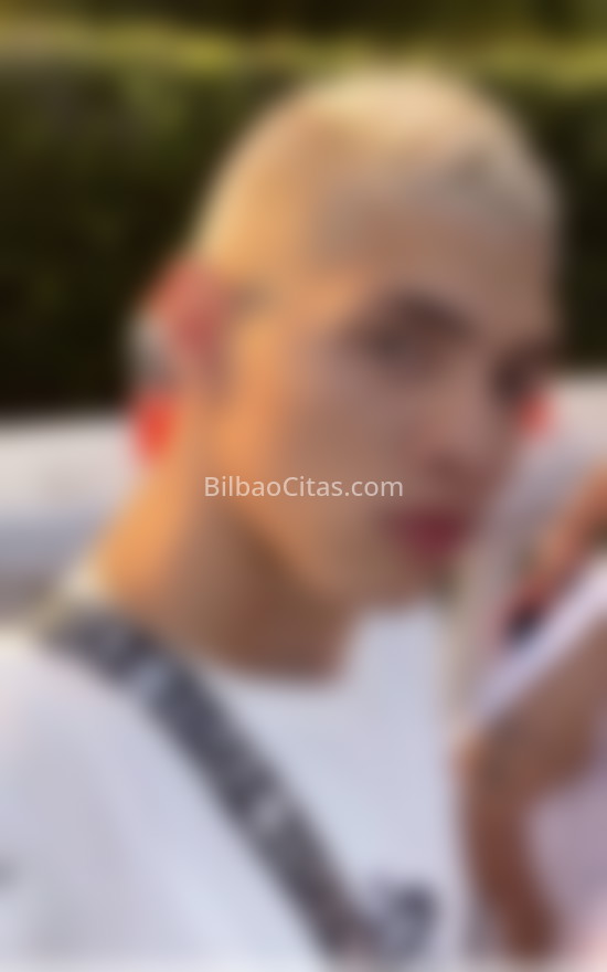 Harrison. 661058904. Citas en BILBAO, BILBAO. www.bilbaocitas.com.