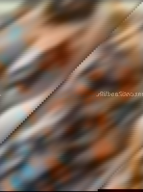 Lucia, mujer curvy. 662695551. Citas en BILBAO, BILBAO. www.bilbaocitas.com.