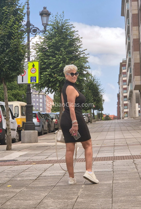 Candela. 667097103. Citas en BILBAO, BILBAO. www.bilbaocitas.com.
