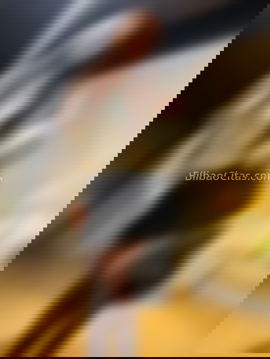 Kimberly, trans colombiana bailonga. 617301385. Citas en BILBAO, BILBAO. www.bilbaocitas.com.
