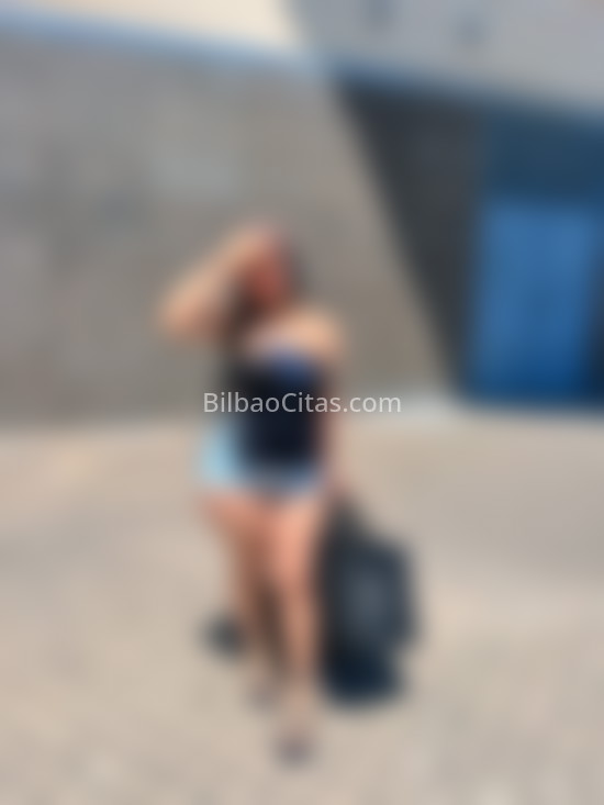 Karolina, colombiana en la ciudad. 603390103. Citas en BILBAO, BILBAO. www.bilbaocitas.com.