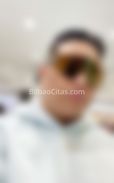 Maximiliano, latino. 672488234. Citas en BILBAO, BILBAO. www.bilbaocitas.com.