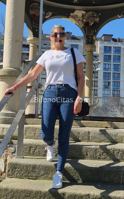 Karla, mujer paraguaya muy positiva. 602460347. Citas en BILBAO, BILBAO. www.bilbaocitas.com.