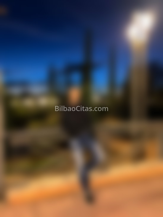 Brian, nuevo por aquí. 672488224. Citas en BILBAO, BILBAO. www.bilbaocitas.com.