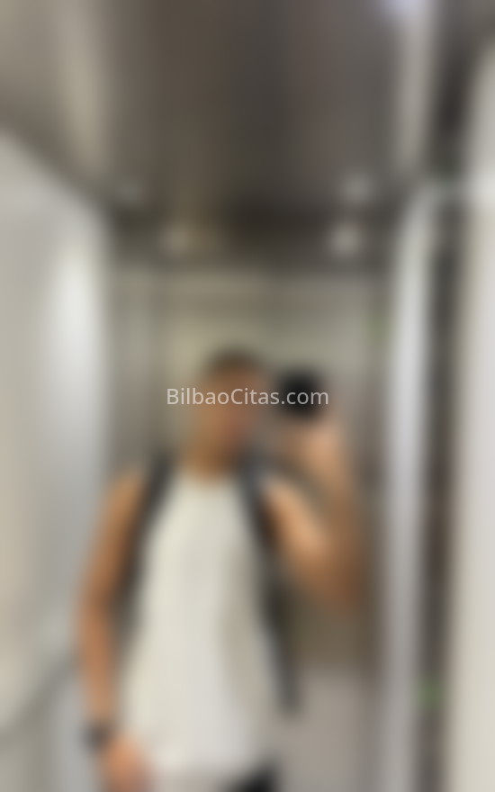 Juan Manuel, joven latino . 655256716. Citas en BILBAO, BILBAO. www.bilbaocitas.com.