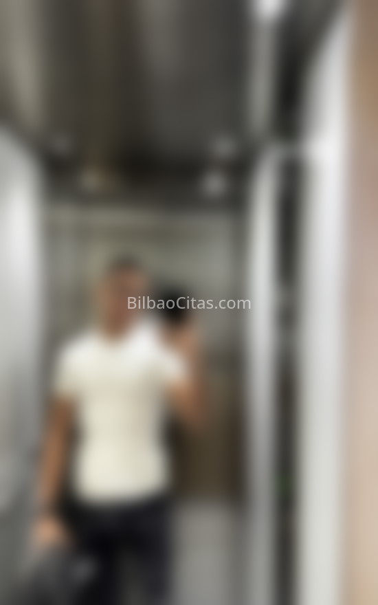 Juan Manuel, joven latino . 655256716. Citas en BILBAO, BILBAO. www.bilbaocitas.com.