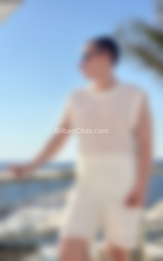 Santiago, joven colombiano. 622421872. Citas en BILBAO, BILBAO. www.bilbaocitas.com.