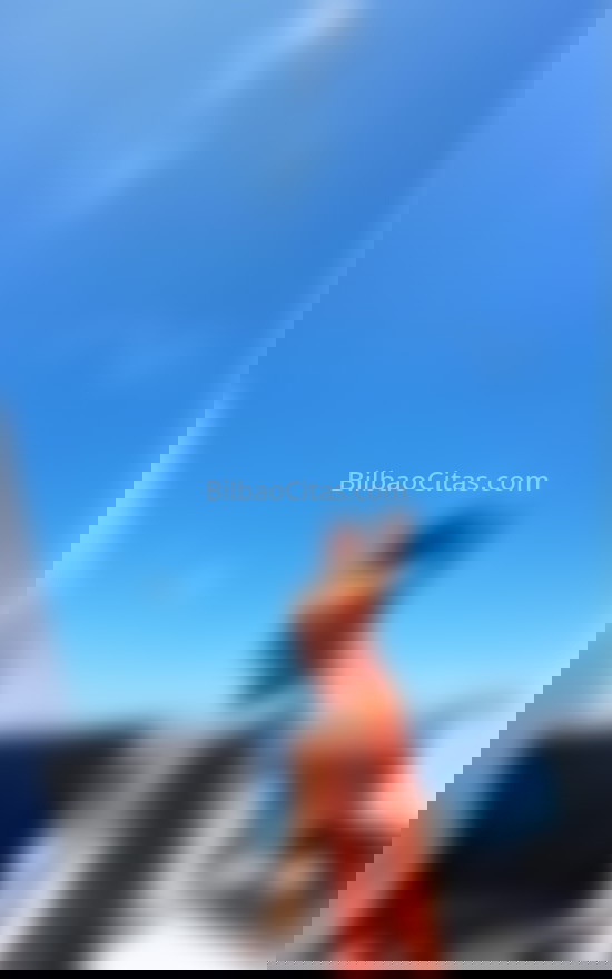 Bea, simpática italiana. 643694424. Citas en BILBAO, BILBAO. www.bilbaocitas.com.