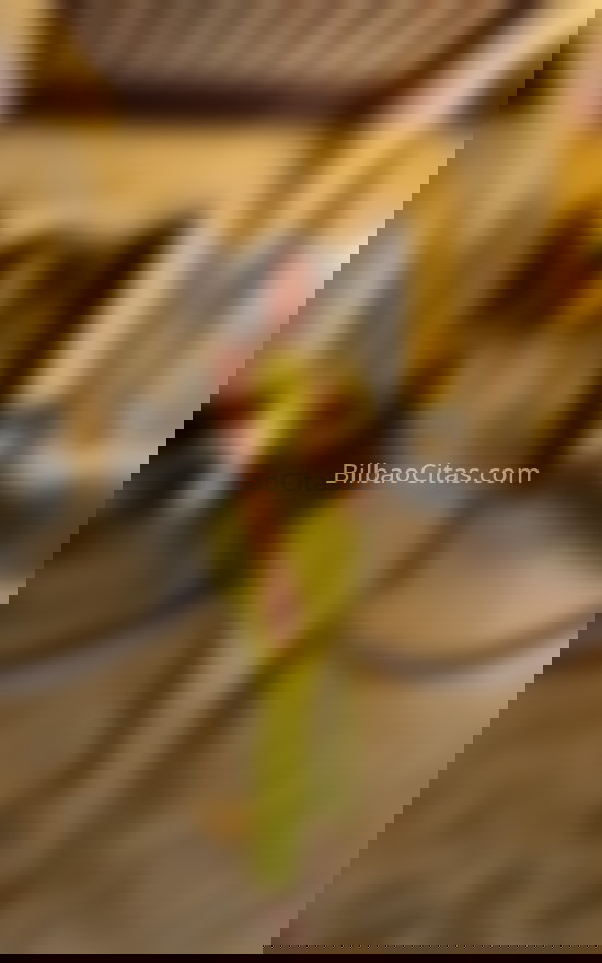 Alexandra Hernández, trans mulata . 641894627. Citas en BILBAO, BILBAO. www.bilbaocitas.com.