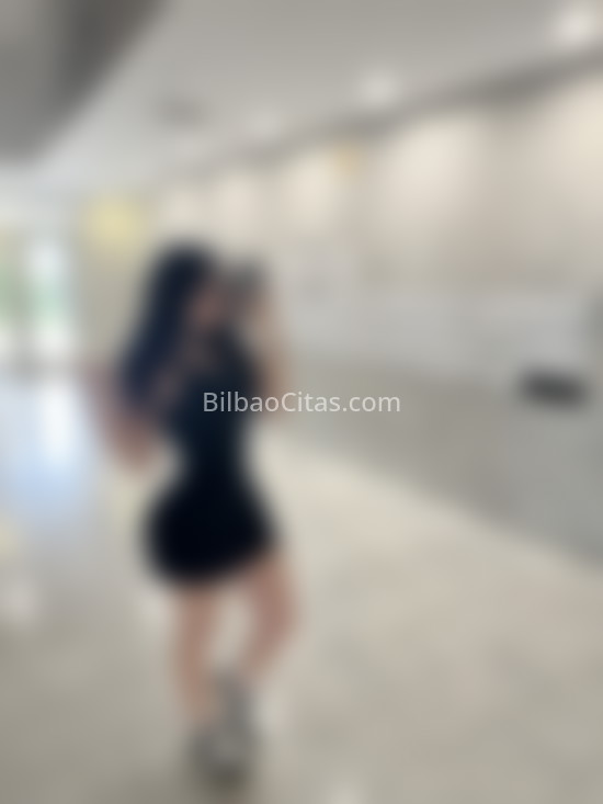 Mia, colombiana de 25 años. 602453878. Citas en BILBAO, BILBAO. www.bilbaocitas.com.