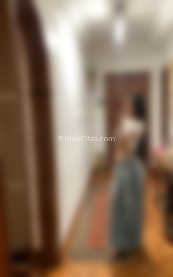Hanna, asiática. 722692547. Citas en BILBAO, BILBAO. www.bilbaocitas.com.