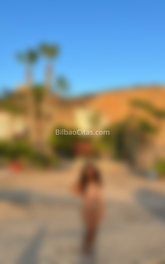 Lili, bella mulata encantadora divertida. 610883988. Citas en BILBAO, BILBAO. www.bilbaocitas.com.
