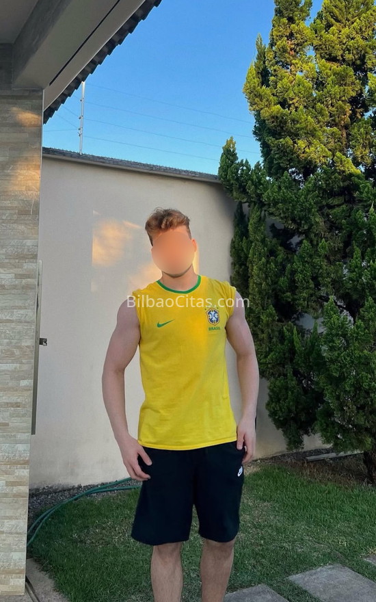 Alex, joven brasileño. 635717340. Citas en BILBAO, BILBAO. www.bilbaocitas.com.