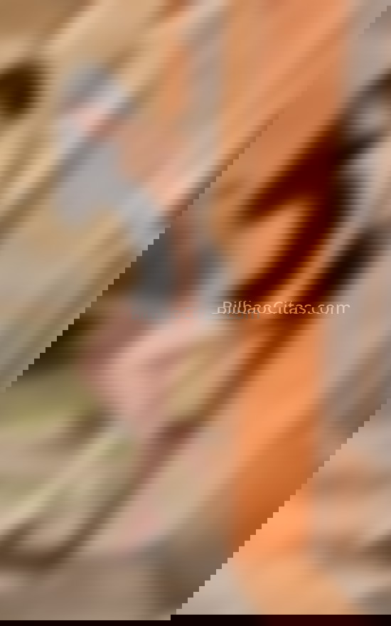 Aranza, colombiana jovencita. 611336006. Citas en BILBAO, BILBAO. www.bilbaocitas.com.