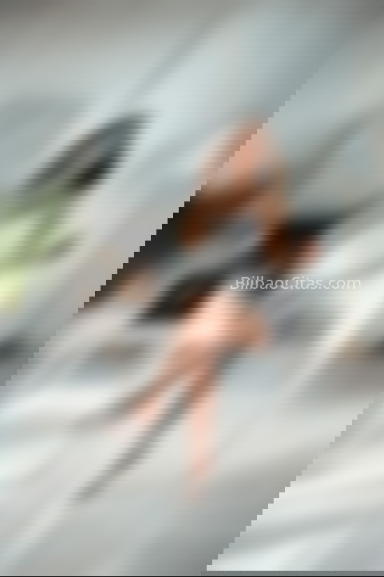 Pamela, joven venezolana guapísima. 633647439. Citas en BILBAO, BILBAO. www.bilbaocitas.com.