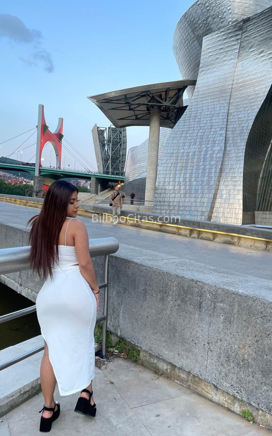 Sashari, jovencita venezolana. 634795694. Citas en BILBAO, BILBAO. www.bilbaocitas.com.
