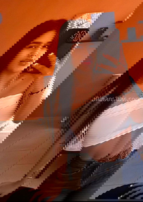 Megan, una morena hermosa . 611262678. Citas en BILBAO, BILBAO. www.bilbaocitas.com.
