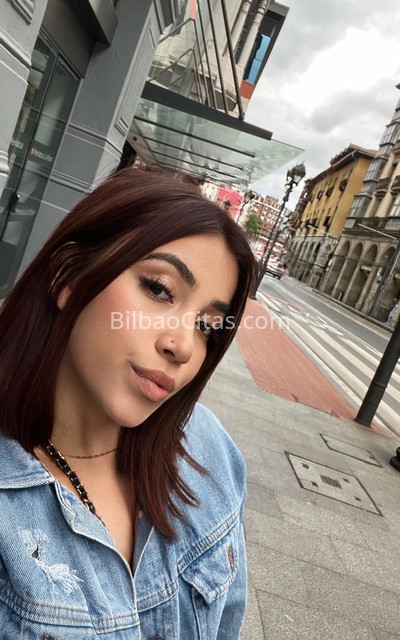 Chenoa, jovencita encantadora. 614759689. Citas en BILBAO, BILBAO. www.bilbaocitas.com.