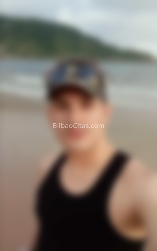 Stefano, joven venezolano. 641702687. Citas en BILBAO, BILBAO. www.bilbaocitas.com.