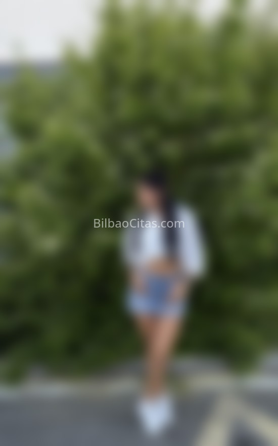 Valeria, jovencita colombiana. 613950109. Citas en BILBAO, BILBAO. www.bilbaocitas.com.