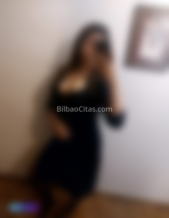 Andrea, chica brasileña . 631002780. Citas en BILBAO, BILBAO. www.bilbaocitas.com.