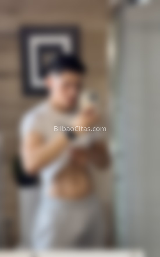 Ángel, joven colombiano enrollado. 627543166. Citas en BILBAO, BILBAO. www.bilbaocitas.com.
