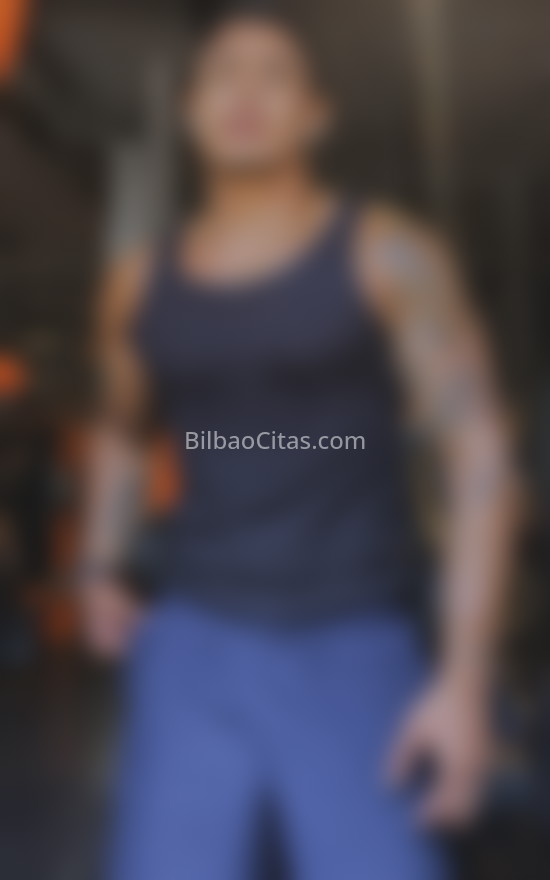 Max, colombiano. 600418013. Citas en BILBAO, BILBAO. www.bilbaocitas.com.