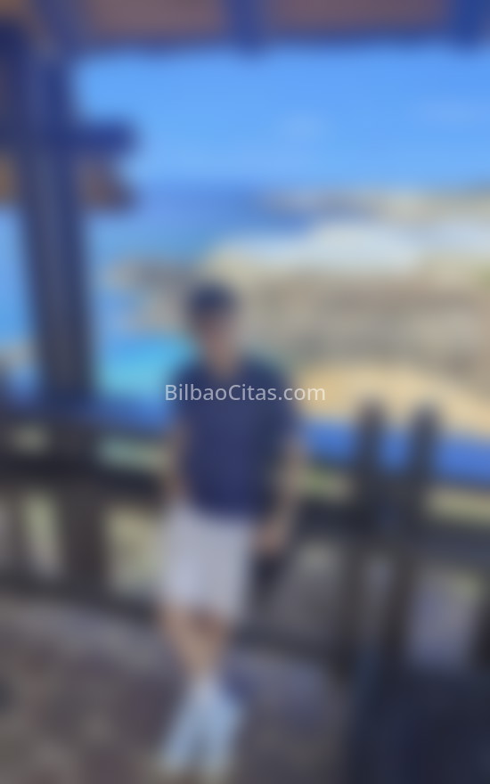 Sebastián, latino en la ciudad. 722273794. Citas en BILBAO, BILBAO. www.bilbaocitas.com.