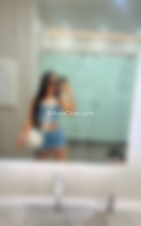 Dulce, joven trigueña venezolana. 634080979. Citas en BILBAO, BILBAO. www.bilbaocitas.com.