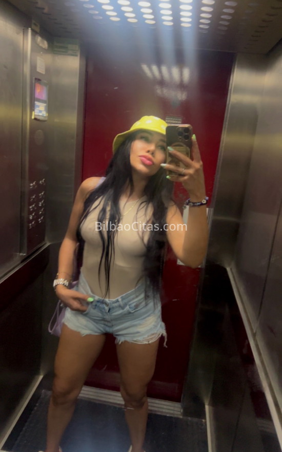 Dulce, joven trigueña venezolana. 634080979. Citas en BILBAO, BILBAO. www.bilbaocitas.com.