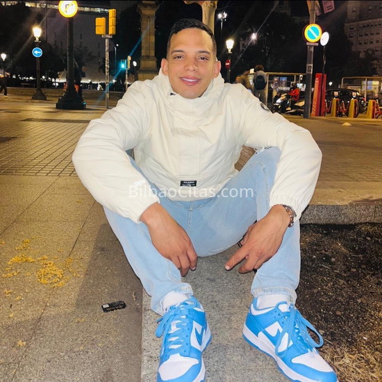 Gabriel, latino. 631126262. Citas en BILBAO, BILBAO. www.bilbaocitas.com. Gabriel, latino. 631126262. Citas en BILBAO, BILBAO. www.bilbaocitas.com.