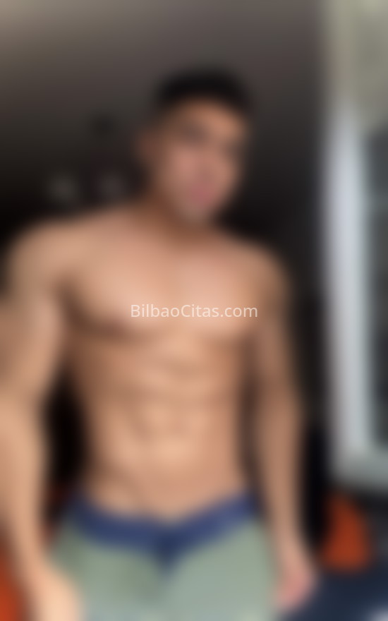 Brandon, joven colombiano  . 666754470. Citas en BILBAO, BILBAO. www.bilbaocitas.com.