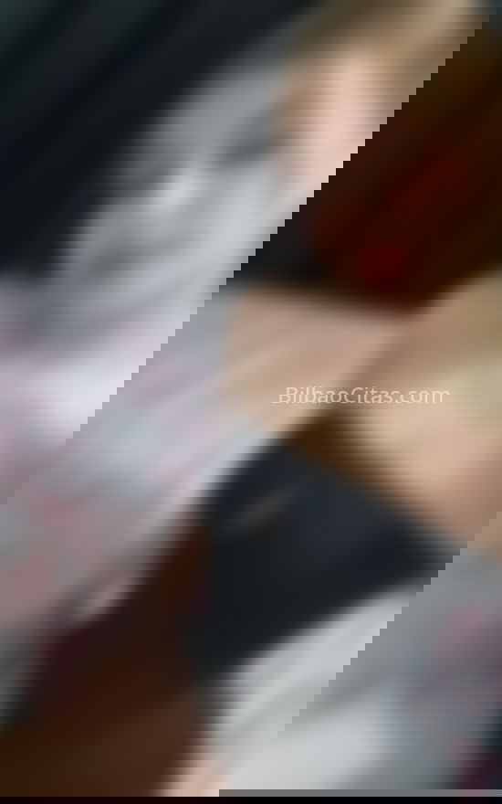 Ale, joven colombiana. 610405046. Citas en BILBAO, BILBAO. www.bilbaocitas.com.